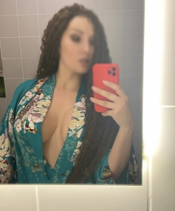 Анкета проститутки Хадижа - город Дачу-Борзой, 27 лет, №5588